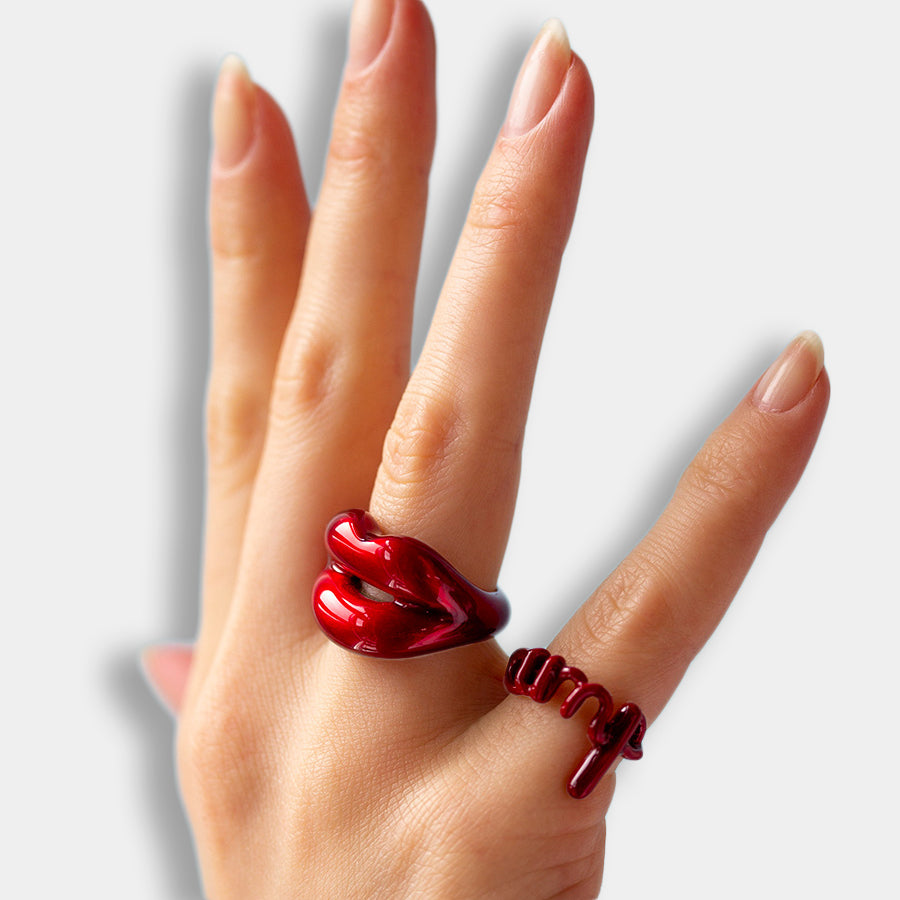 Juicy Red Hotlips ring by Solange on model 